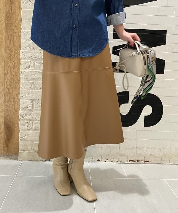 CHIHIROさんの「BEAMS WOMEN｜GIANNI CHIARINI / ALIFA レザーショルダーバッグ S」を使ったコーディネート