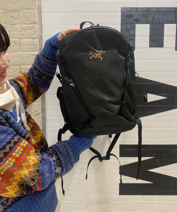 モモさんの「BEAMS WOMEN｜ARC’TERYX / MANTIS 26 BACKPACK」を使ったコーディネート