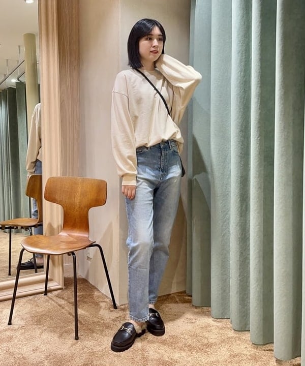 山田 千遥さんの「BEAMS WOMEN｜AK+1 / 11オンス デニムパンツ」を使ったコーディネート