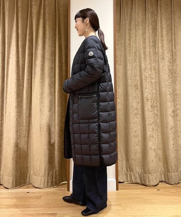 Ichika Hondaさんの「BEAMS WOMEN｜upper hights × Demi-Luxe BEAMS / 別注 THE NIECE デニムパンツ」を使ったコーディネート