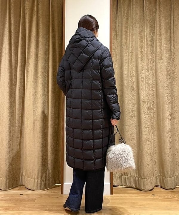 Ichika Hondaさんの「BEAMS WOMEN｜upper hights × Demi-Luxe BEAMS / 別注 THE NIECE デニムパンツ」を使ったコーディネート