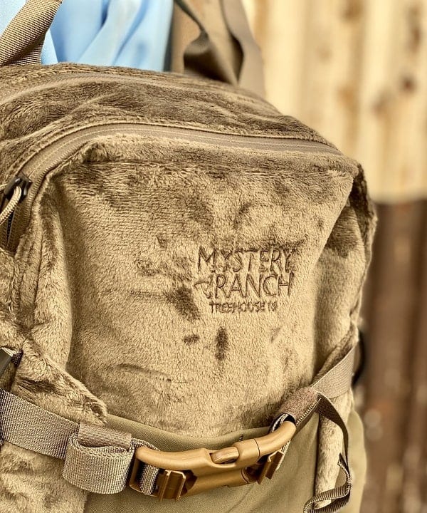 鈴木 悠里さんの「BEAMS WOMEN｜BEAMS / ワイドフィット デニムパンツ」を使ったコーディネート