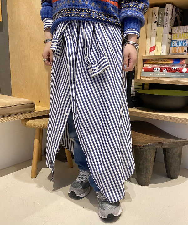 吉野 多恵さんの「BEAMS WOMEN｜ロンドンストライプ ボタンダウンシャツ」を使ったコーディネート