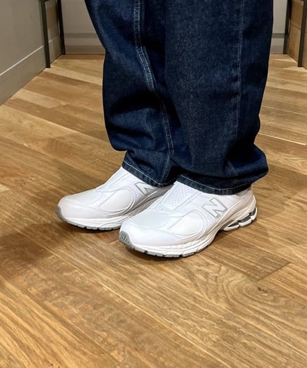 新里 京介さんの「BEAMS WOMEN｜ワイド テーパード デニム」を使ったコーディネート