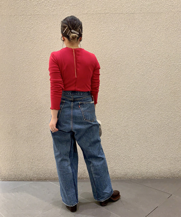 吉田　真実さんの「BEAMS WOMEN｜BEAMS BOY / パール セット ヘアピン」を使ったコーディネート