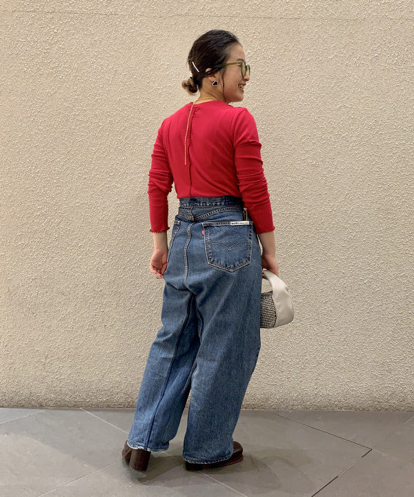 吉田　真実さんの「BEAMS WOMEN｜BEAMS BOY / パール セット ヘアピン」を使ったコーディネート