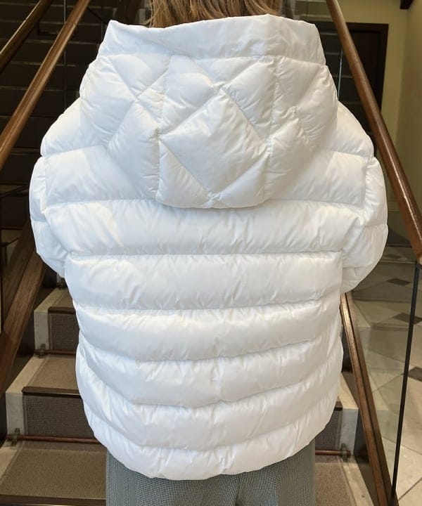 蒲原 捺美さんの「BEAMS WOMEN｜▲MONCLER / ARVOUIN ダウンジャケット」を使ったコーディネート