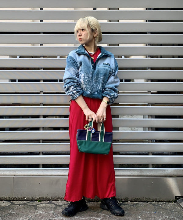 ナツハさんの「BEAMS WOMEN｜L.L.Bean × BEAMS PLUS ＆ BEAMS BOY / Deep Bottom Deluxe Boat and Tote Mini」を使ったコーディネート
