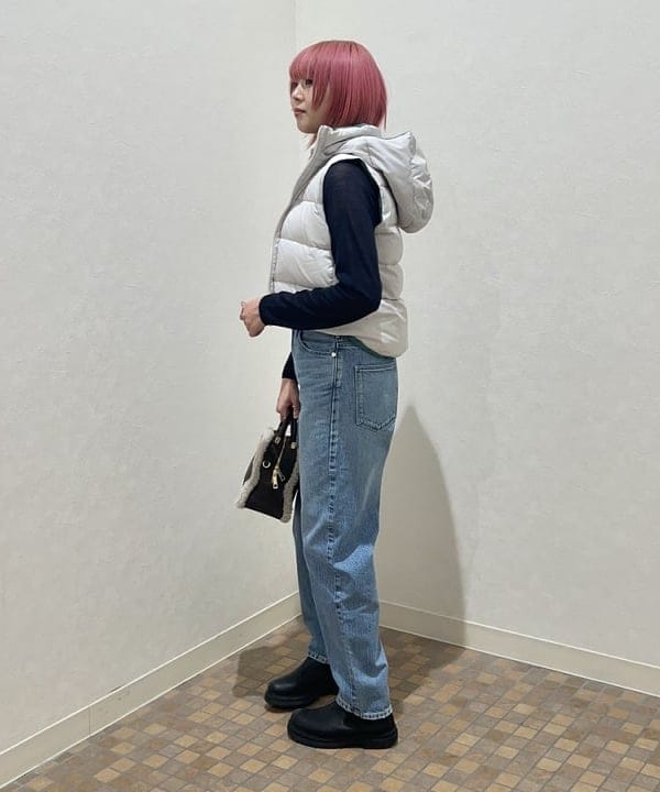 篠崎 香月さんの「BEAMS WOMEN｜upper hights / THE MISS デニムパンツ」を使ったコーディネート