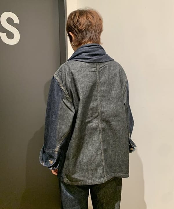 矢野(青木)優香さんの「BEAMS WOMEN｜Lee × maturely / 別注 Indigo & Black Denim Loco Jacket」を使ったコーディネート