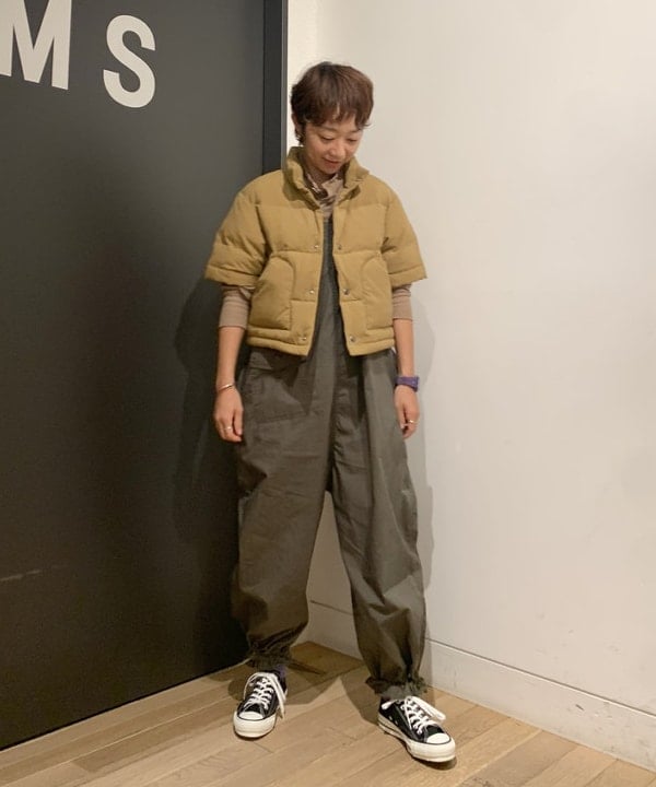 矢野(青木)優香さんの「BEAMS WOMEN｜BEAMS BOY / デタッチカラー ミリタリー ロングスリーブ」を使ったコーディネート
