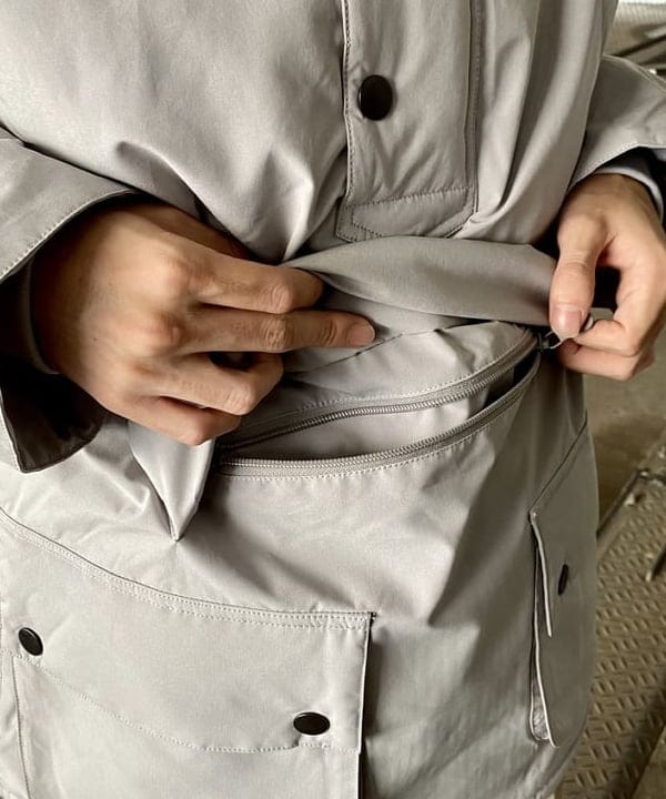 翔さんの「BEAMS WOMEN｜VAPORIZE / Twill Straight Slacks」を使ったコーディネート