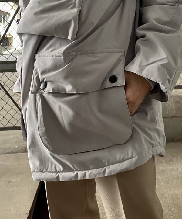 翔さんの「BEAMS WOMEN｜VAPORIZE / Twill Straight Slacks」を使ったコーディネート