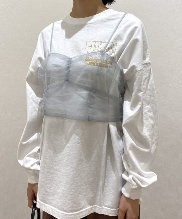 吉田 花さんの「BEAMS WOMEN｜Ray BEAMS / チュール ギャザー ビスチェ」を使ったコーディネート