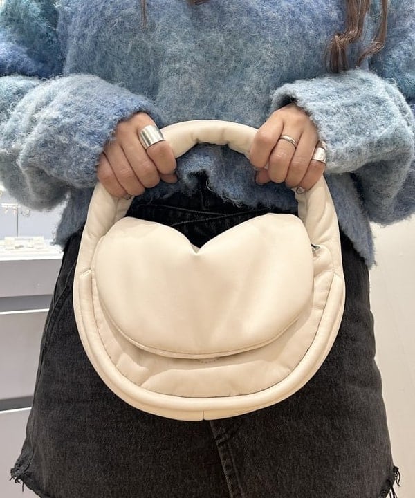オカベ　アヤカさんの「BEAMS WOMEN｜」を使ったコーディネート