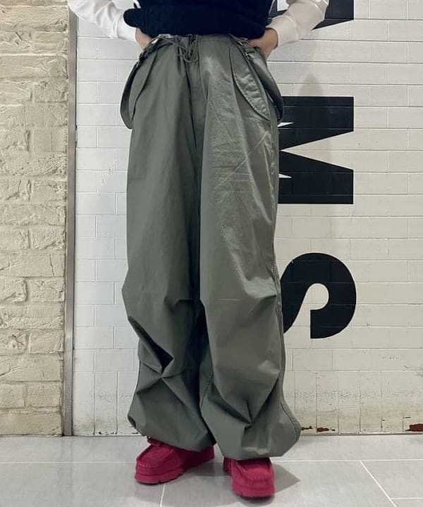 小原 もこさんの「BEAMS WOMEN｜【別注】GREGORY / NICE DAY NEW」を使ったコーディネート