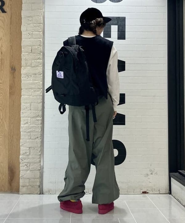 小原 もこさんの「BEAMS WOMEN｜【別注】GREGORY / NICE DAY NEW」を使ったコーディネート