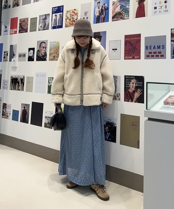 渡邊 舞さんの「BEAMS WOMEN｜Ray BEAMS / ジャカード カットアウト ワンピース」を使ったコーディネート