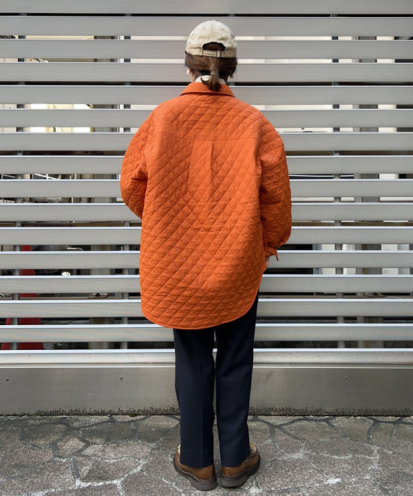 まつむさんの「BEAMS WOMEN｜BEAMS BOY / ポリエステル ウール シンチ バック スラックス」を使ったコーディネート