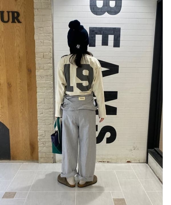 モモさんの「BEAMS WOMEN｜L.L.Bean / Deep Bottom Deluxe Boat and Tote S」を使ったコーディネート