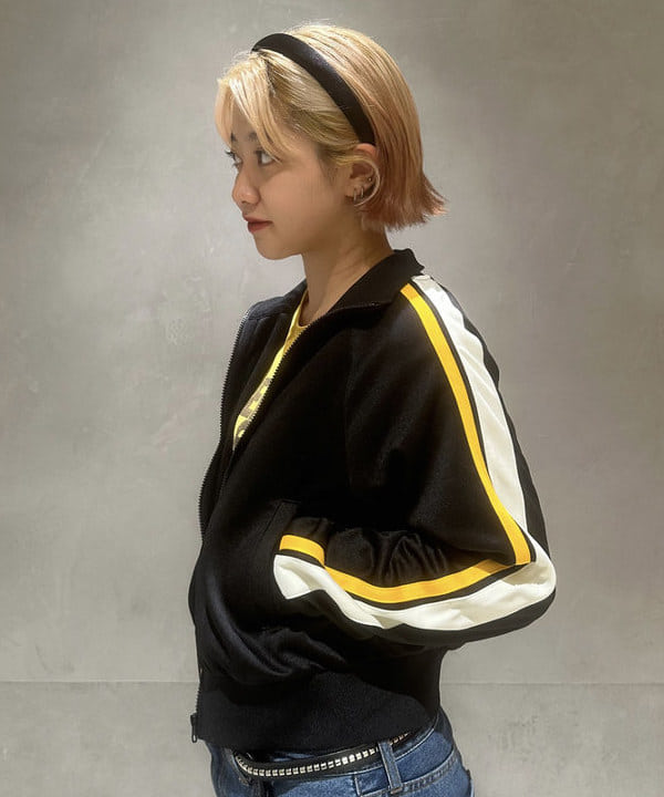 前田 優衣さんの「BEAMS WOMEN｜Monitaly / Extra Long 3/4 Clincher Belt」を使ったコーディネート