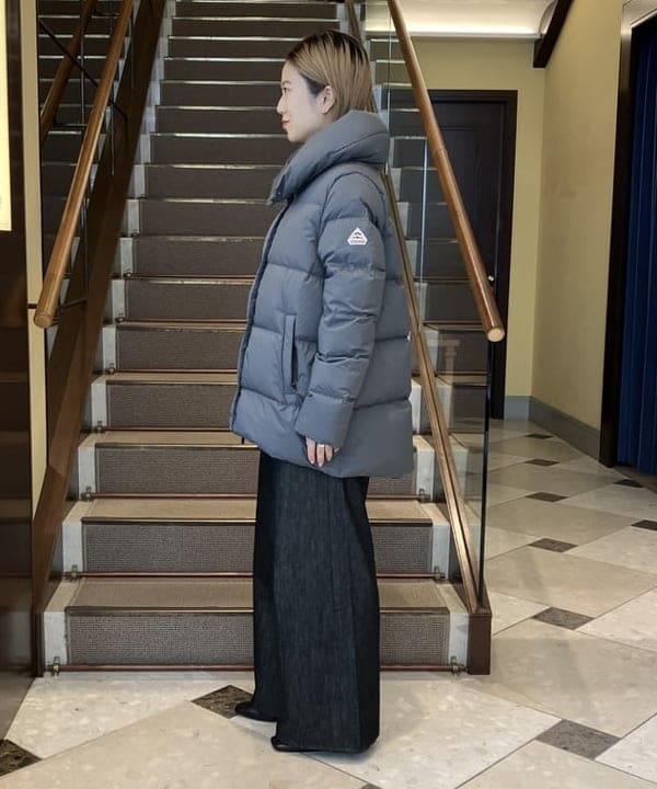 蒲原 捺美さんの「BEAMS WOMEN｜PYRENEX / ELAURA2 ダウンジャケット」を使ったコーディネート