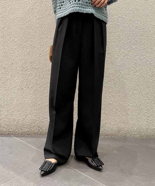 五十峯 さよさんの「BEAMS WOMEN｜VIOLAd’ORO × Demi-Luxe BEAMS / 別注 エコムートン ミニショルダーバッグ」を使ったコーディネート