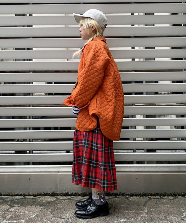 ナツハさんの「BEAMS WOMEN｜ナバルボーダー ビッグ ボートネック カットソー」を使ったコーディネート