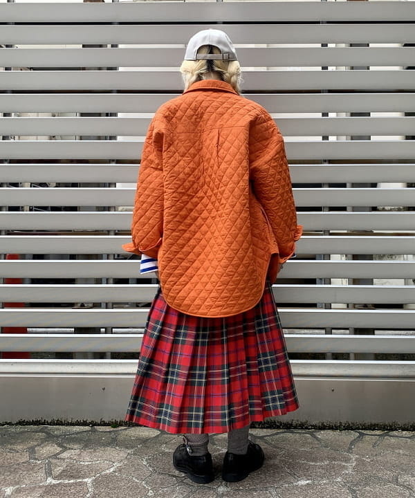 ナツハさんの「BEAMS WOMEN｜ナバルボーダー ビッグ ボートネック カットソー」を使ったコーディネート