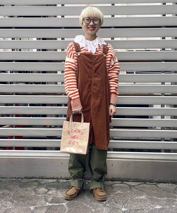 みりさんの「BEAMS WOMEN｜BEAMS BOY / BBロゴ ショップバック」を使ったコーディネート