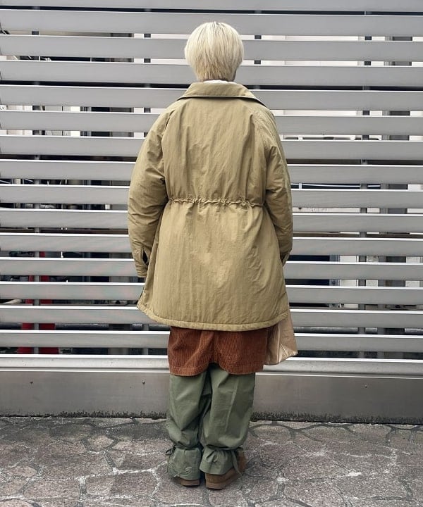 みりさんの「BEAMS WOMEN｜BEAMS BOY / BBロゴ ショップバック」を使ったコーディネート