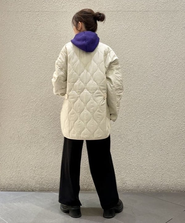 カタヤマ アヤさんの「BEAMS WOMEN｜キルティング ノーカラー ブルゾン」を使ったコーディネート