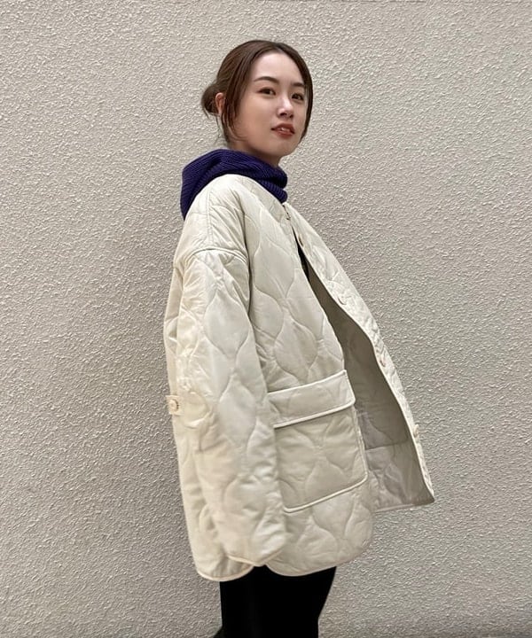 カタヤマ アヤさんの「BEAMS WOMEN｜キルティング ノーカラー ブルゾン」を使ったコーディネート