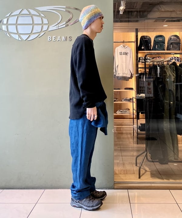西村 光平さんの「BEAMS WOMEN｜ルーズ クルーネック サーマル」を使ったコーディネート
