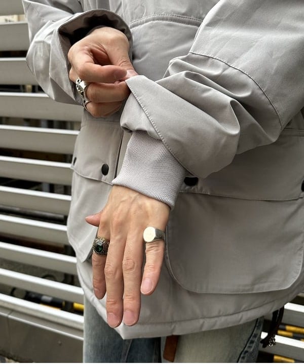 佐々木 祐太さんの「BEAMS WOMEN｜LAIDBACK by NEW / LB-1」を使ったコーディネート