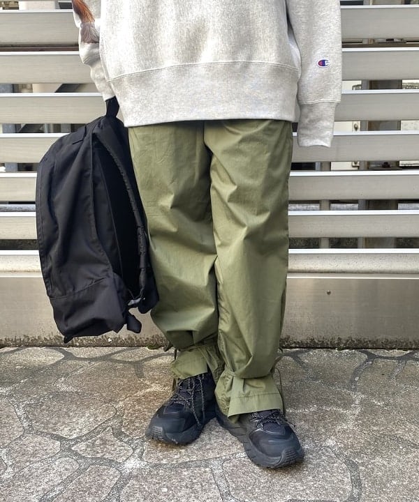 オカモト ミサキさんの「BEAMS WOMEN｜【別注】GREGORY / NICE DAY NEW」を使ったコーディネート