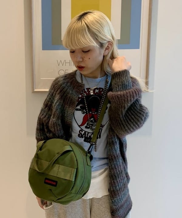 ナツハさんの「BEAMS WOMEN｜BRIEFING &times; BEAMS BOY / 別注 ヘルメット バッグ」を使ったコーディネート