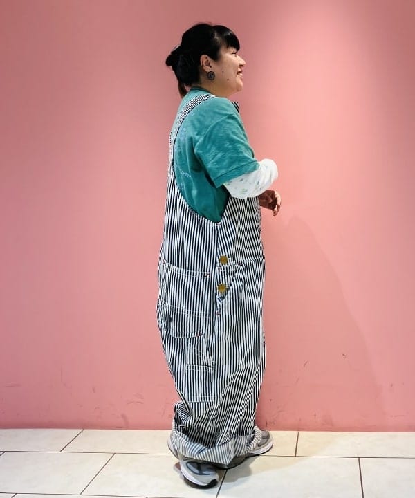 佐藤 歩さんの「BEAMS WOMEN｜BEAMS BOY / メッセージ プリント Tシャツ」を使ったコーディネート