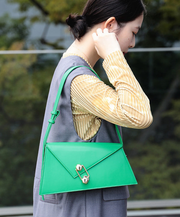 タキグチ アカネさんの「BEAMS WOMEN｜」を使ったコーディネート