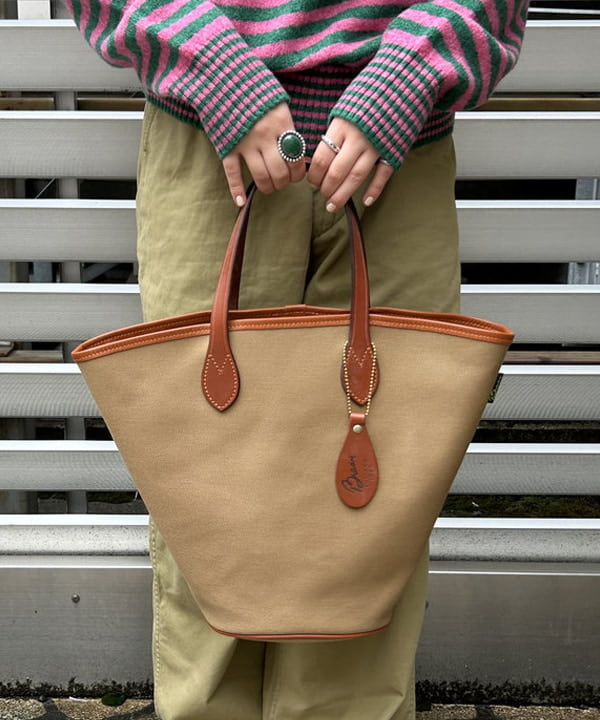 まつむさんの「BEAMS WOMEN｜Brady / TAMAR S」を使ったコーディネート