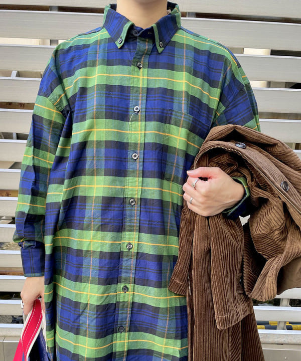 コウリキ　マミさんの「BEAMS WOMEN｜L.L.Bean × BEAMS PLUS ＆ BEAMS BOY / Deep Bottom Deluxe Boat and Tote Mini」を使ったコーディネート