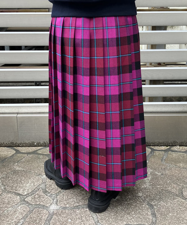 中川　ゆららさんの「BEAMS WOMEN｜オーガンジー リボンブラウス」を使ったコーディネート