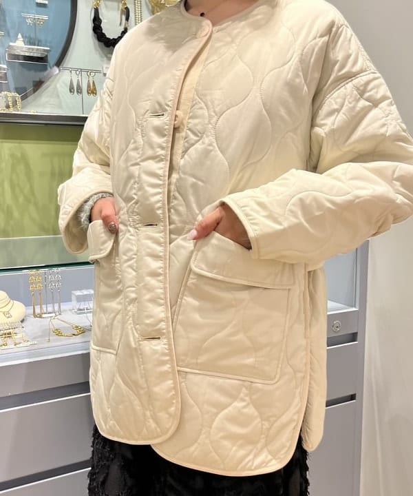 Yumenoさんの「BEAMS WOMEN｜キルティング ノーカラー ブルゾン」を使ったコーディネート