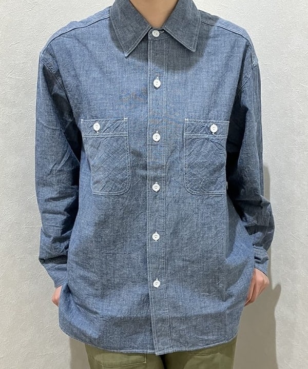 葵さんの「BEAMS WOMEN｜【別注】BUZZ RICKSON'S / シャンブレー ロングスリーブ シャツ」を使ったコーディネート