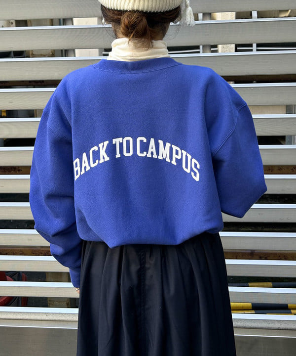 まつむさんの「BEAMS WOMEN｜Champion × BEAMS BOY / 別注 ロゴ リバースウィーブ(R) クルーネック スウェット 23FW」を使ったコーディネート