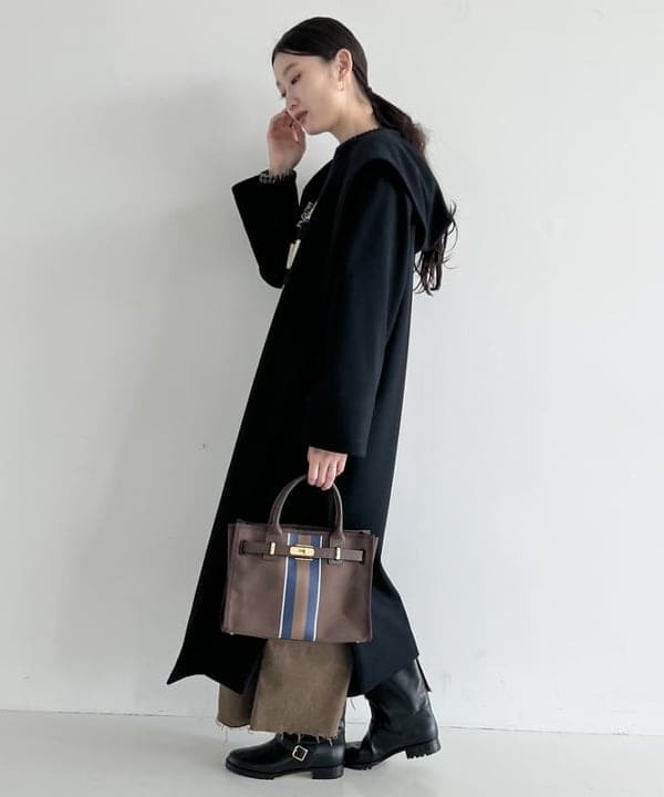 隈元 楓さんの「BEAMS WOMEN｜upper hights × Demi-Luxe BEAMS / 別注THE HERENA スカート」を使ったコーディネート