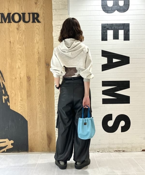 よしだゆりさんの「BEAMS WOMEN｜」を使ったコーディネート