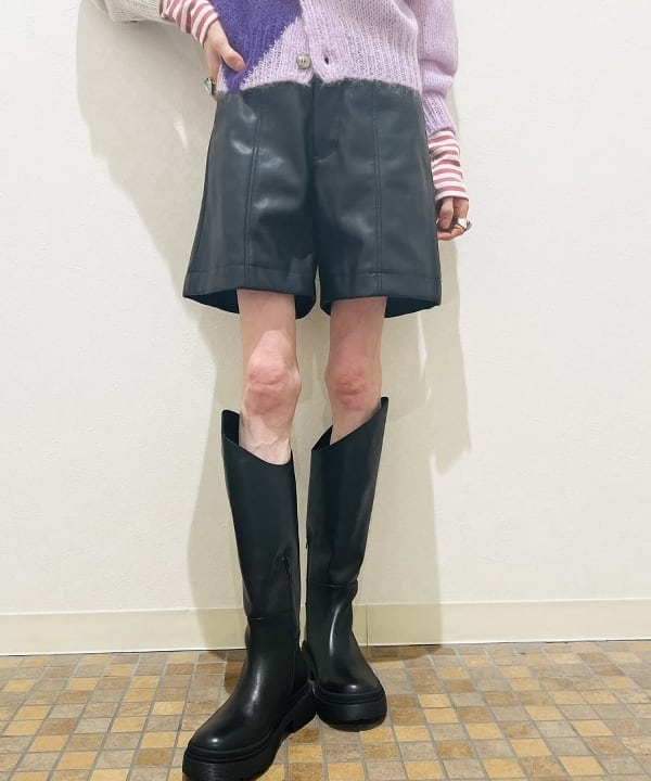 ひるてぃさんの「BEAMS WOMEN｜MOHI / ロングブーツ」を使ったコーディネート