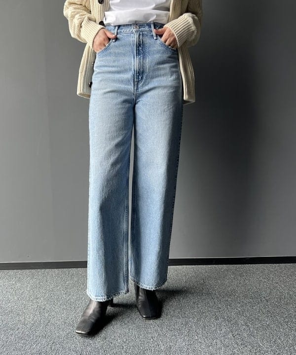 隈元 楓さんの「BEAMS WOMEN｜upper hights / THE NIECE デニムパンツ」を使ったコーディネート