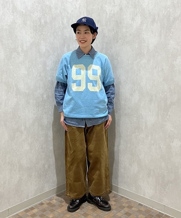 葵さんの「BEAMS WOMEN｜【別注】BUZZ RICKSON'S / シャンブレー ロングスリーブ シャツ」を使ったコーディネート